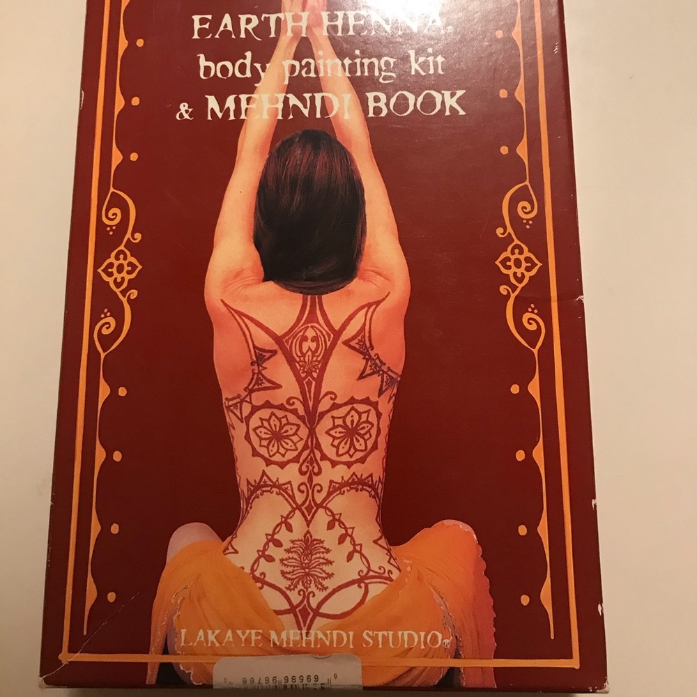 Earth Henna Body Painting Kit and Mehndi Book